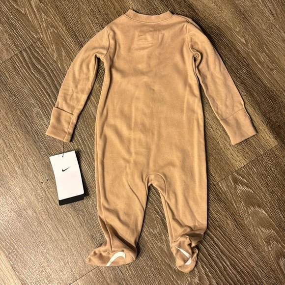 Nike Footie Pajama 6M - Picture 4 of 4